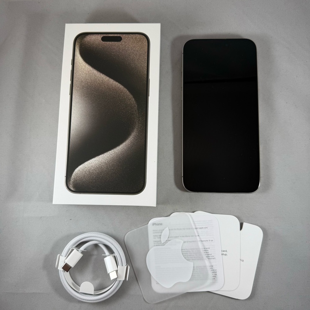 Apple iPhone 15 Pro Max - 512 GB - Natural Titanium (Unlocked)